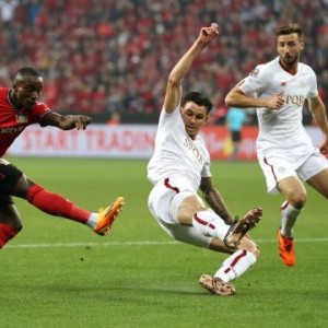 怪罗马卧草不如怪自己无能，药厂不出所料被闷死了